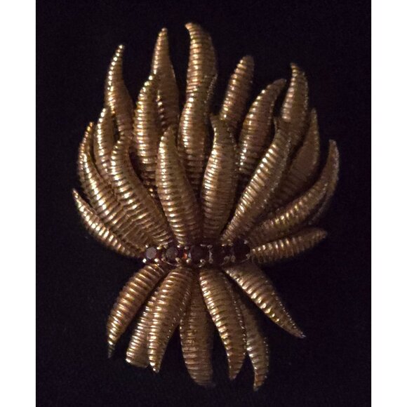 Tiffany & Co. 18K Gold Italian Brooch With Ruby Accents Elegant Floral Design Si - Picture 3 of 7